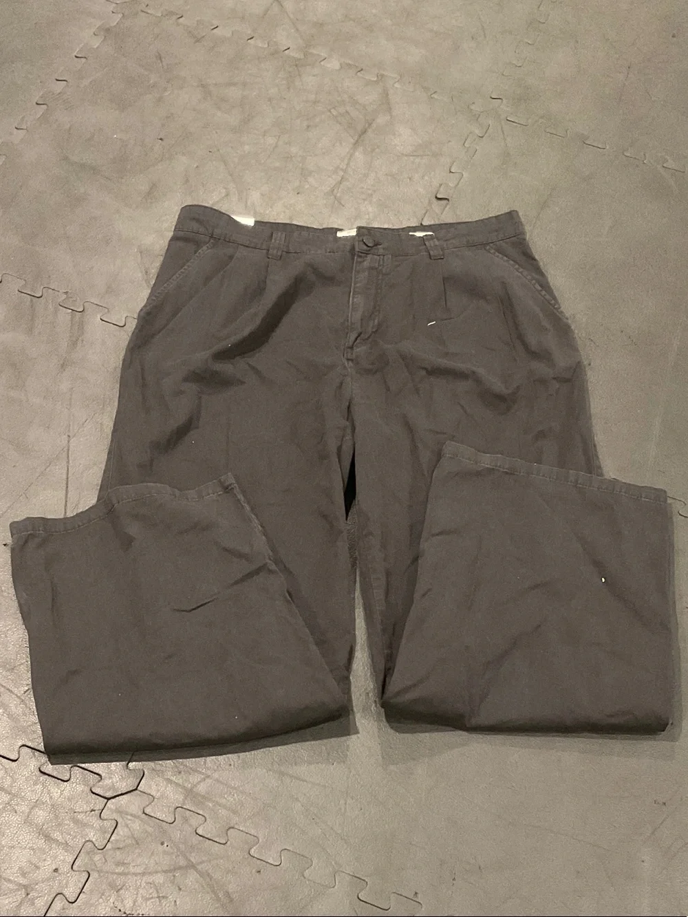 Cotton On Men's Black Super Baggy Pleated Pants